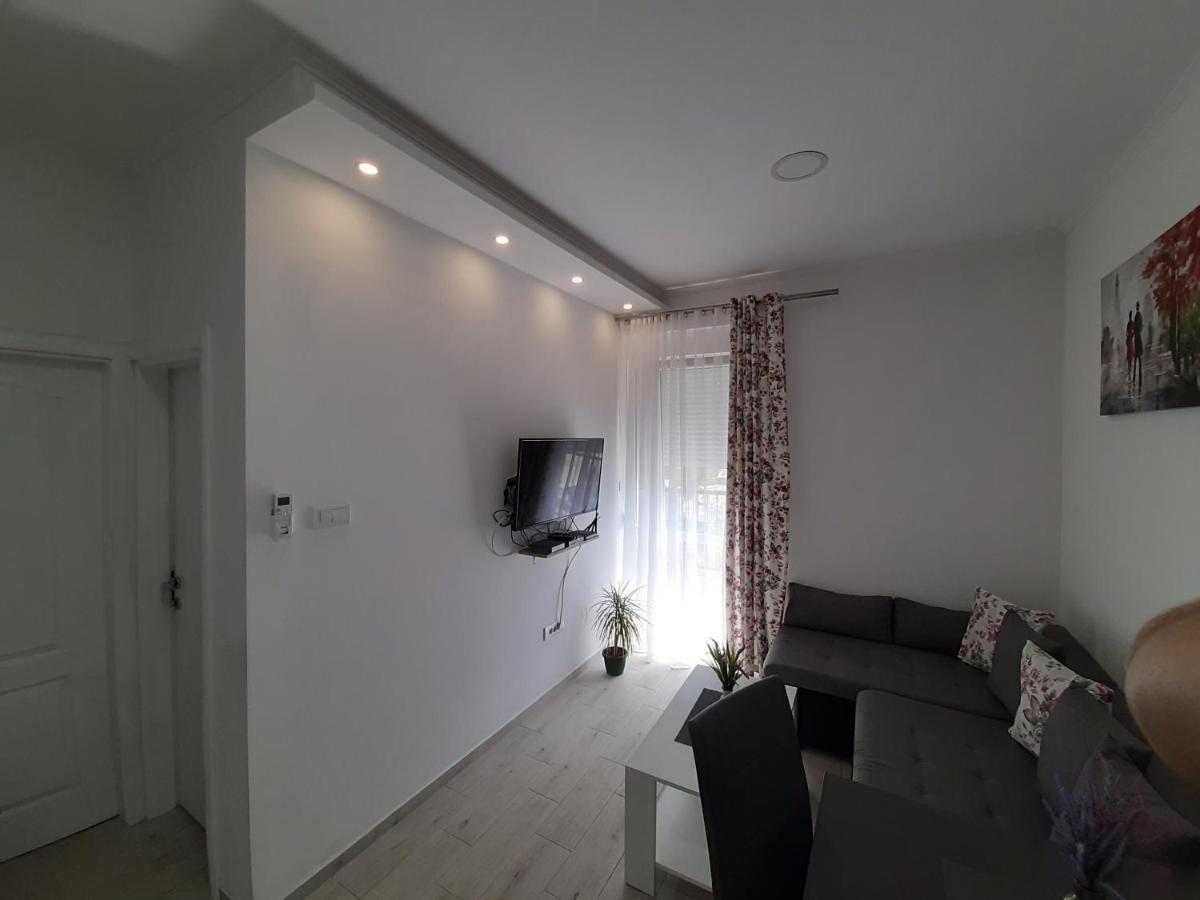 Apartments Ogurlic ヘルツェグ・ノヴィ エクステリア 写真